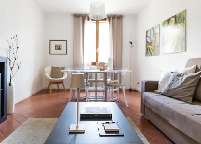 La Casa Del Vescovo * إيمولا