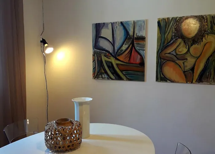 La Casa Del Vescovo 아파트 이몰라